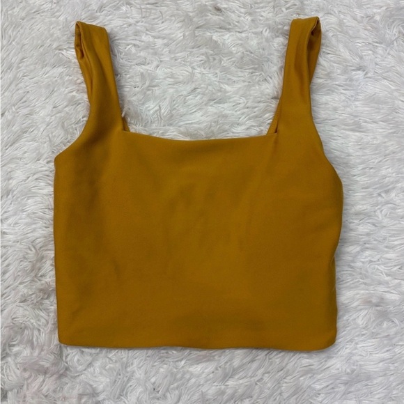 Abercrombie & Fitch YPB Sculptlux Square Neck Tank Crop Top in yellow - Picture 2 of 4